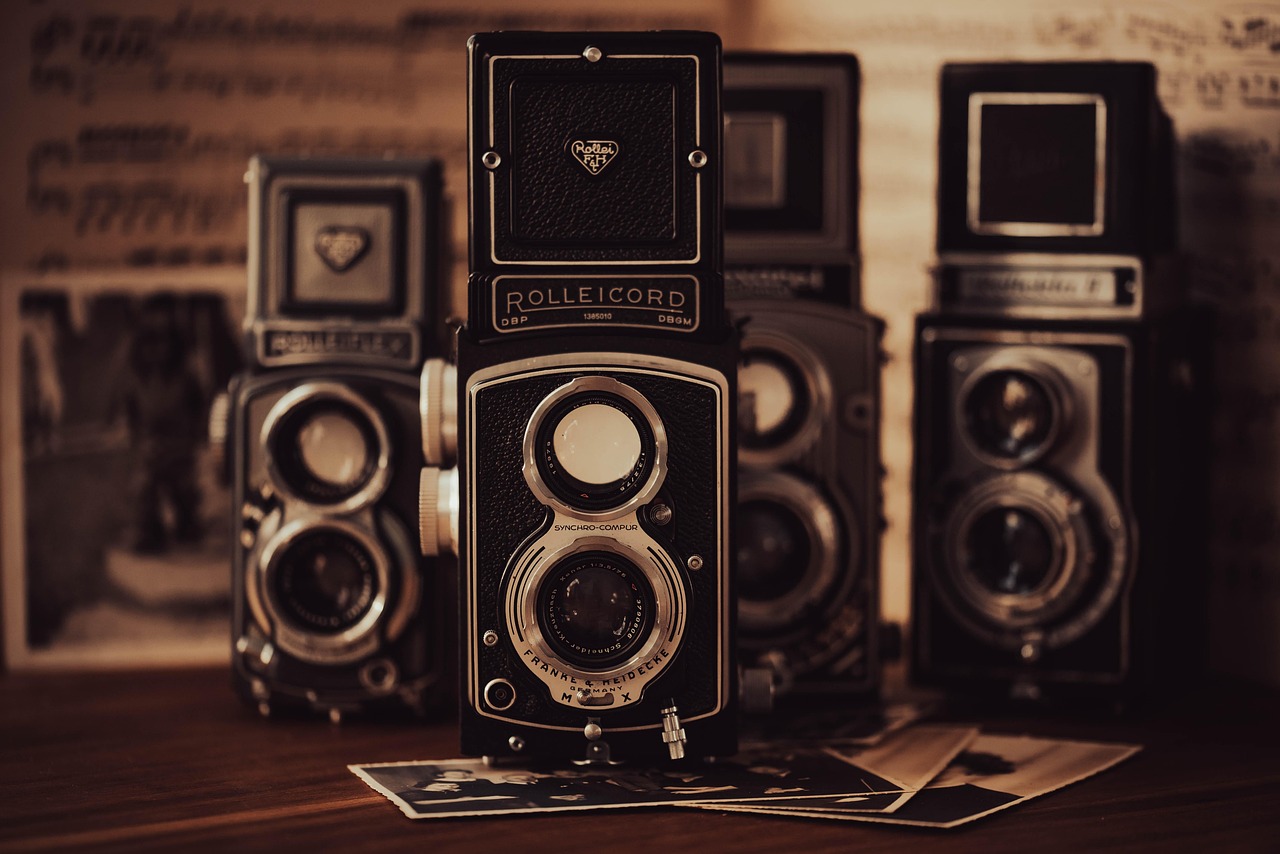 découvrez le concept de jumeau numérique, une réplique virtuelle d’un objet ou système physique permettant l’analyse, la simulation et l’optimisation en temps réel.