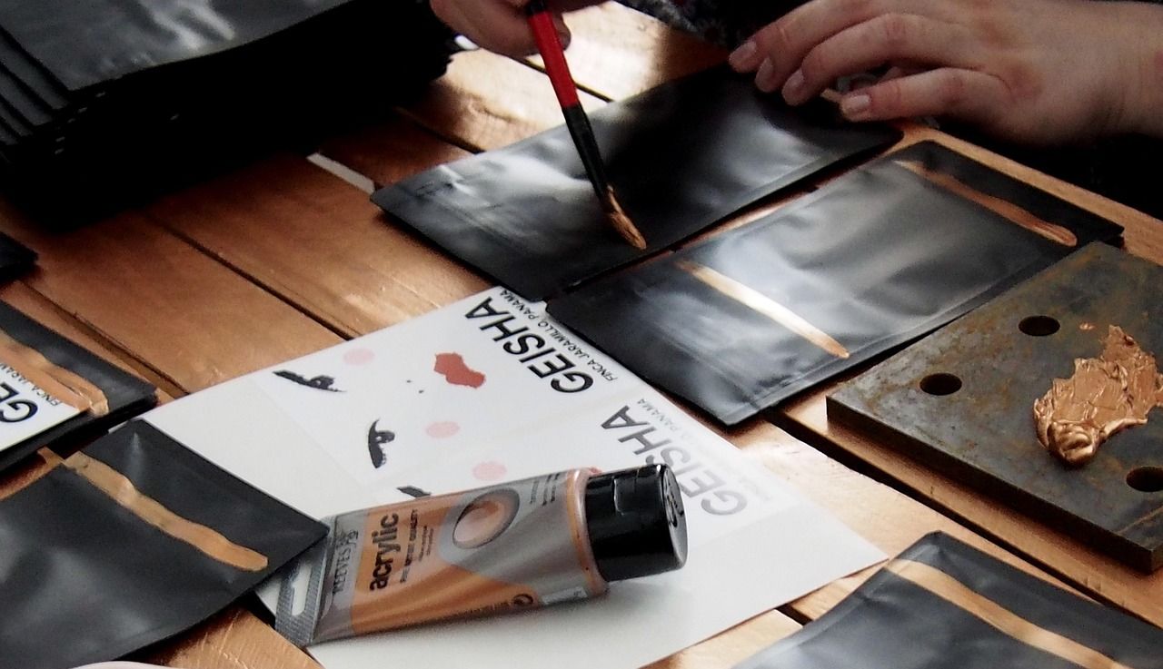 Les tendances incontournables du packaging design en 2025 découvrez les tendances incontournables du design packaging en 2025 pour créer des emballages innovants, durables et attractifs qui séduiront vos clients.